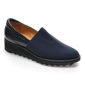 Right Bank Shoe Co General Elastic Loafers 6 M New